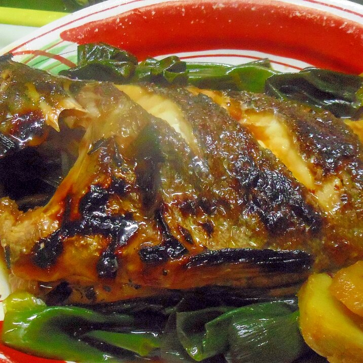 黒ソイの煮つけ + みぞれ煮